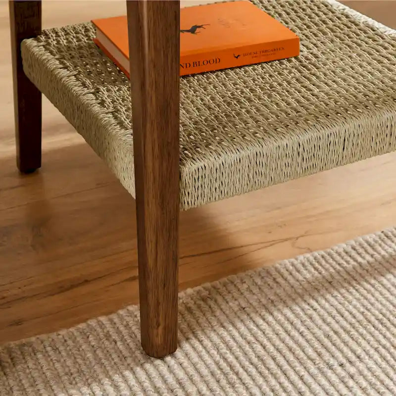 Stolik boczny w stylu mid-century z plecioną półką